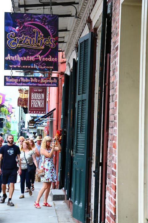 Nowy Orlean - Dzielnica Francuska 33 Nowy-Orlean-sklep-voodoo