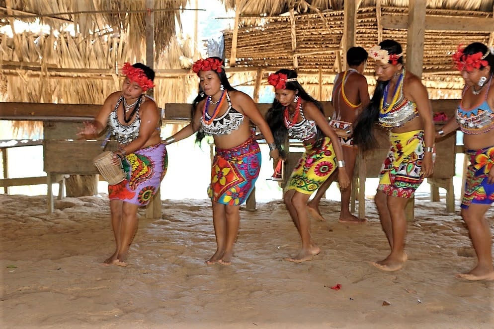 PANAMA . Indianie Embera.