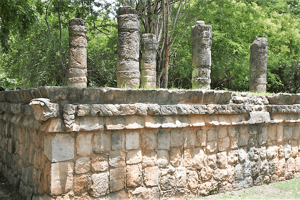 Swiatynia tysiaca kolumn Chichen Itza