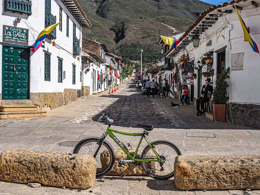 Villa de Leyva kolorowe uliczki