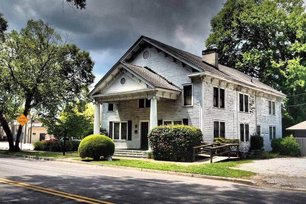 pamietniki wampirow mystic falls 7