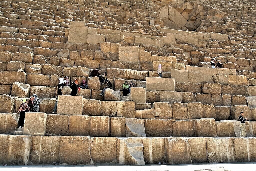 piramida 2Bgiza