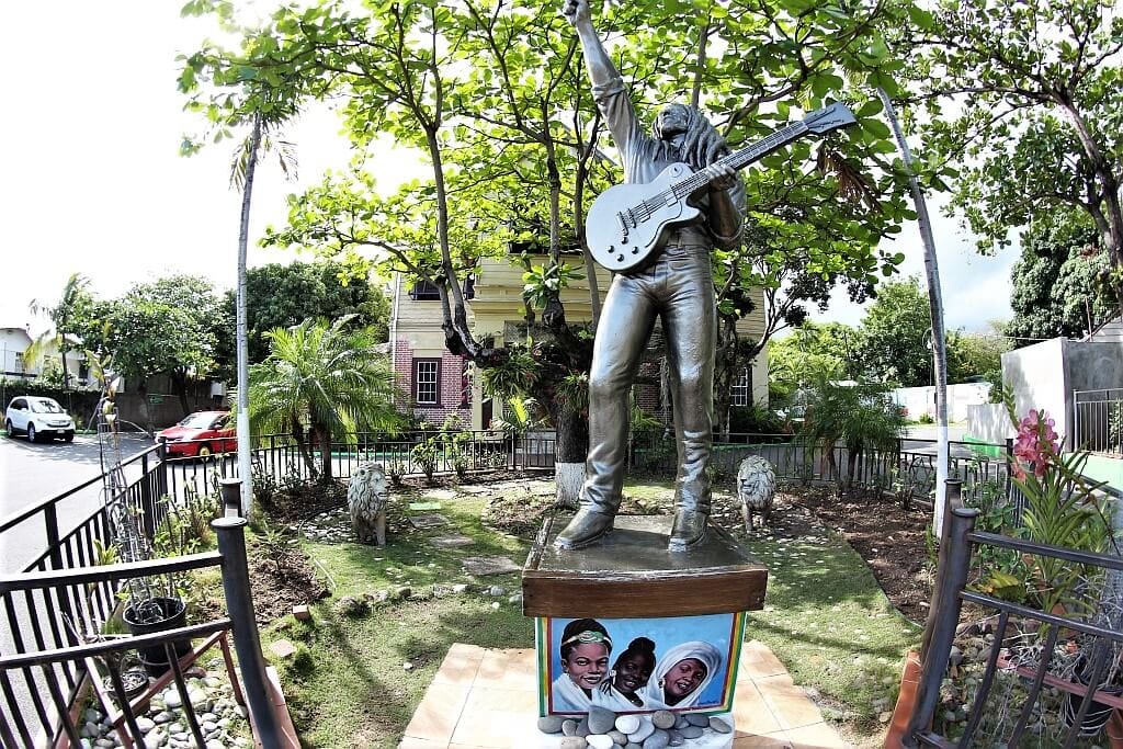 Bob Marley i Rastafarianie 15 Muzeum Boba Marleya w Kingston na Jamajce