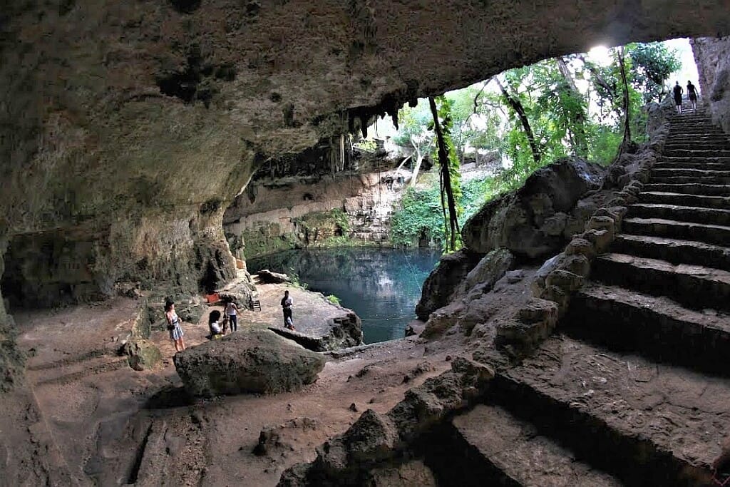 Cenote na Jukatanie Zaci