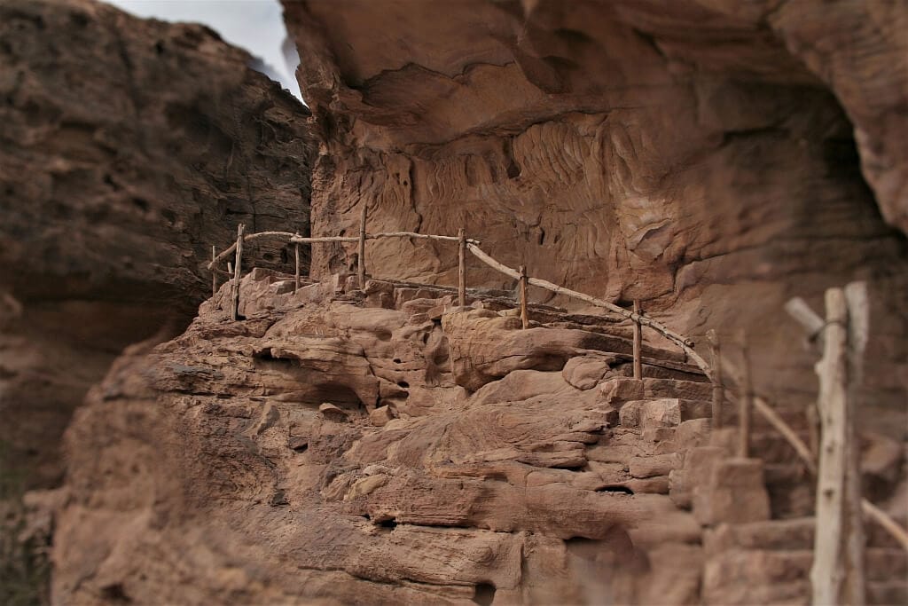 Petra w Jordanii. Starożytne miasto Nabatejczyków 50 Petra Umm al Bijara