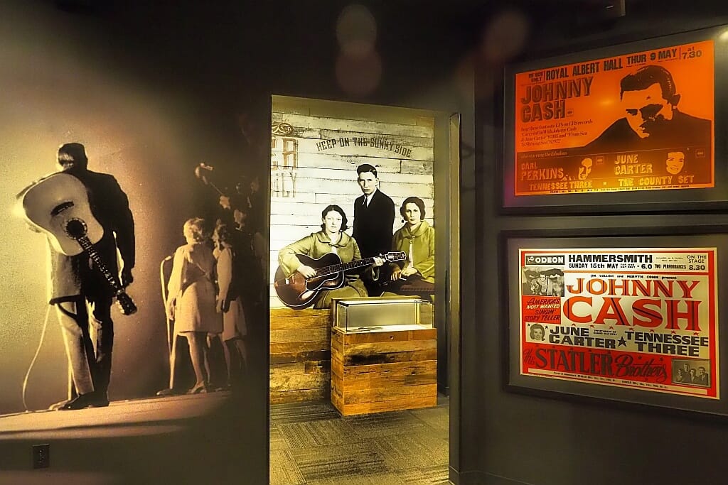 Johnny-Cash-Museum-Nashville.wystawa
