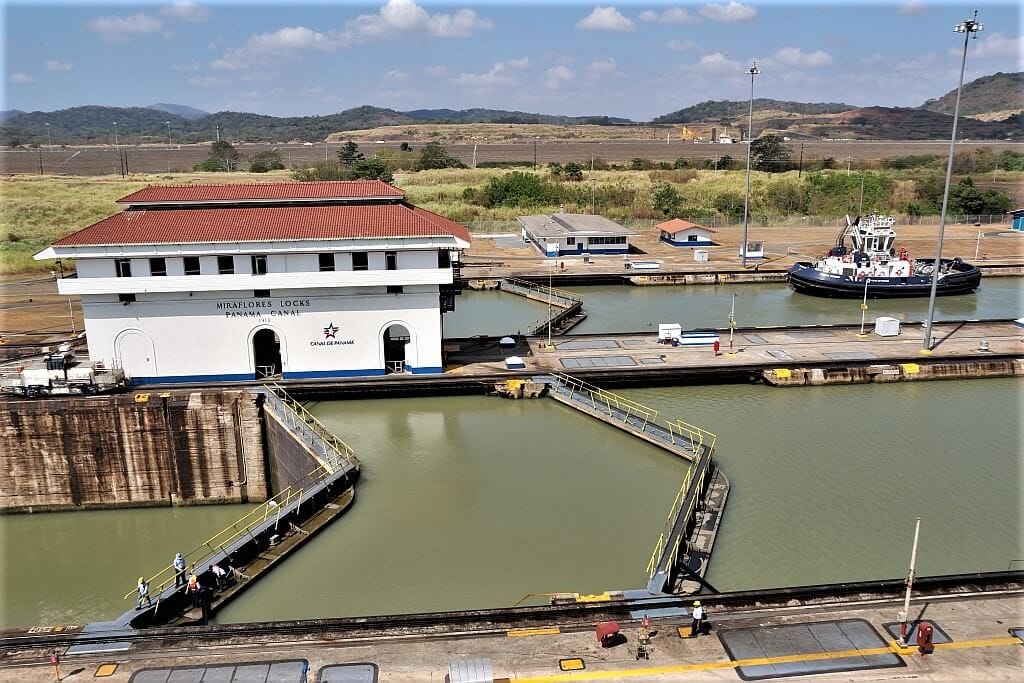 Kanal Panamski sluzy