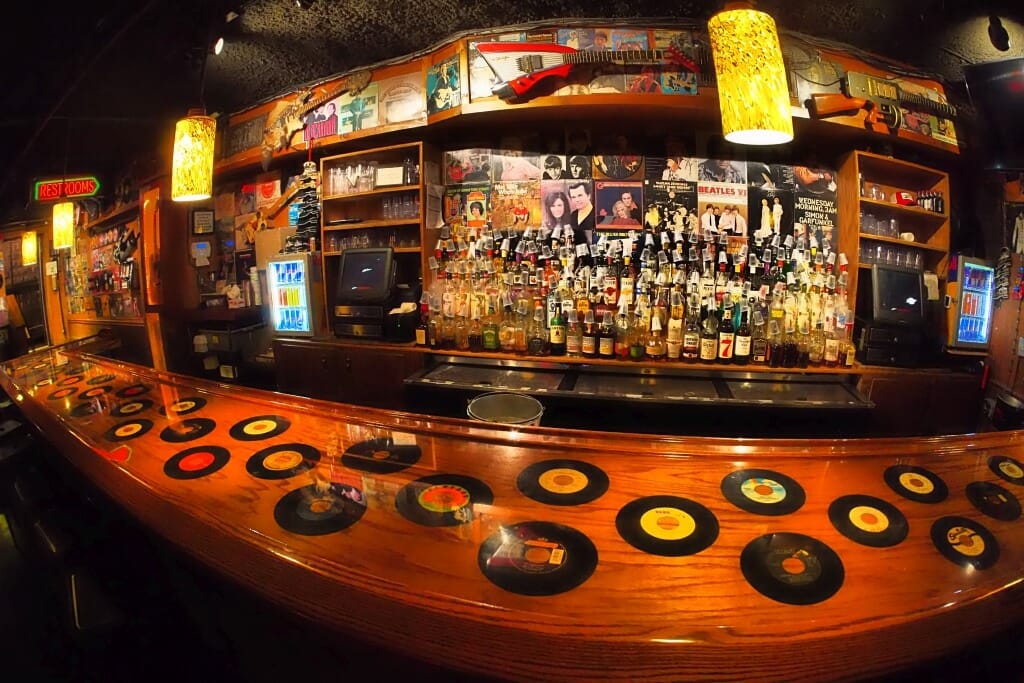 Nashville legends bar