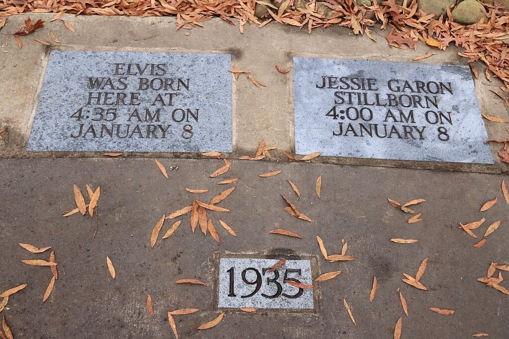 Tupelo elvis