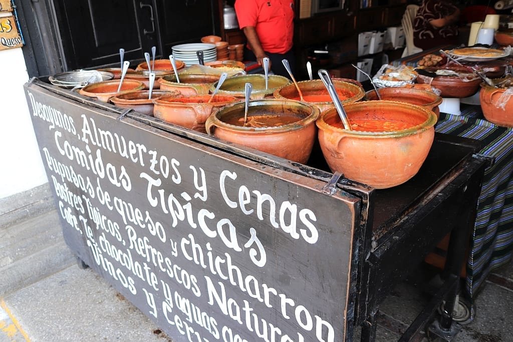 Kultura Majów w Gwatemali – tradycje, stroje i codzienne życie 32 comida tipica jedzenie w Gwatemali