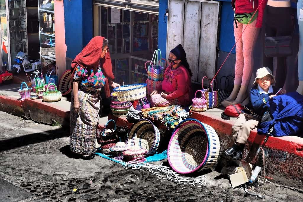 ceremonie majow Paclom w Momostenango i targ