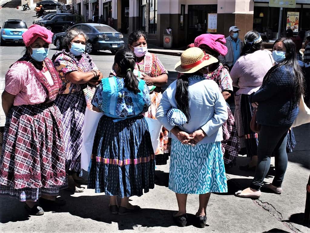 kobiety majow protestuja w swieto kobiet
