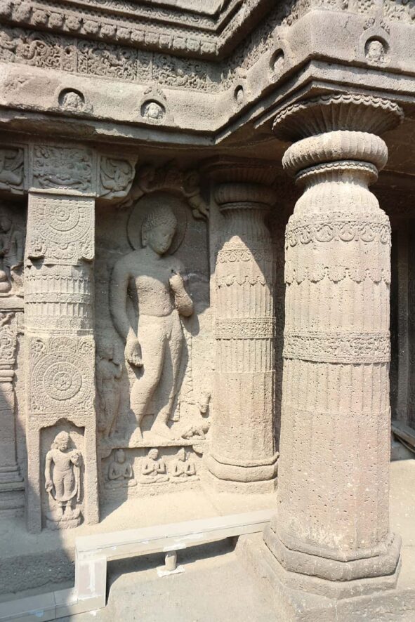 swiatynie ajanta buddyzm