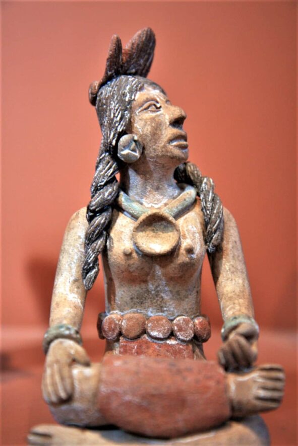 izamal figurka wojownika maya