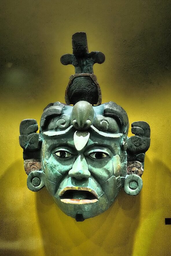 maska z jadeitu Nacional Museum of Archeology and Ethnology Guatemala City