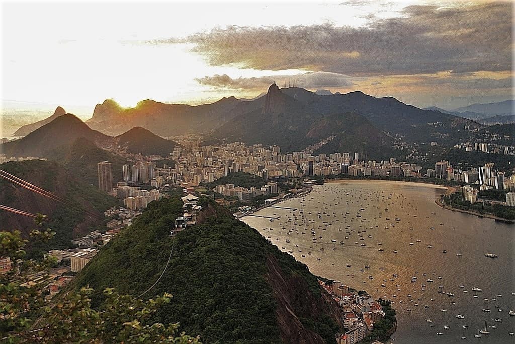 Sugarloaf Mountain w Rio de Janeiro 32 Sugarloaf Mountain Rio de Janeiro zmierzch