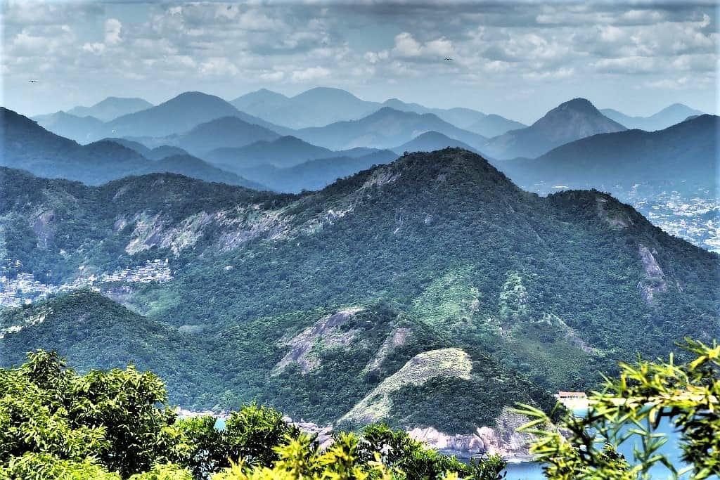 Sugarloaf Mountain w Rio de Janeiro 14 gory z Sugarloaf Mountain