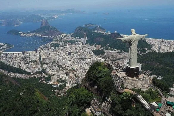 Chrystus Odkupiciel w Rio de Janeiro – jak dostać się na Corcovado