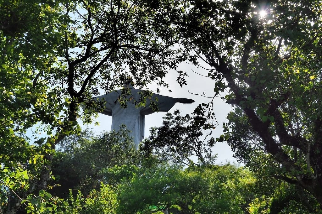 statua chrystusa odkupiciela w rio de janeiro corcovado