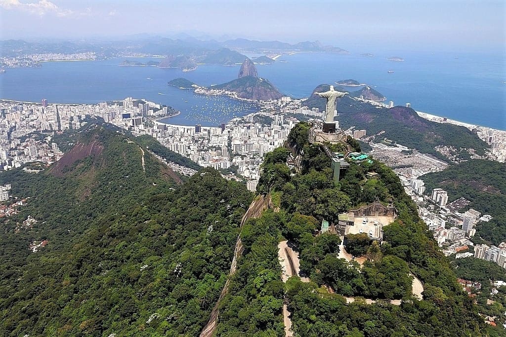 statua chrystusa odkupiciela w rio de janeiro