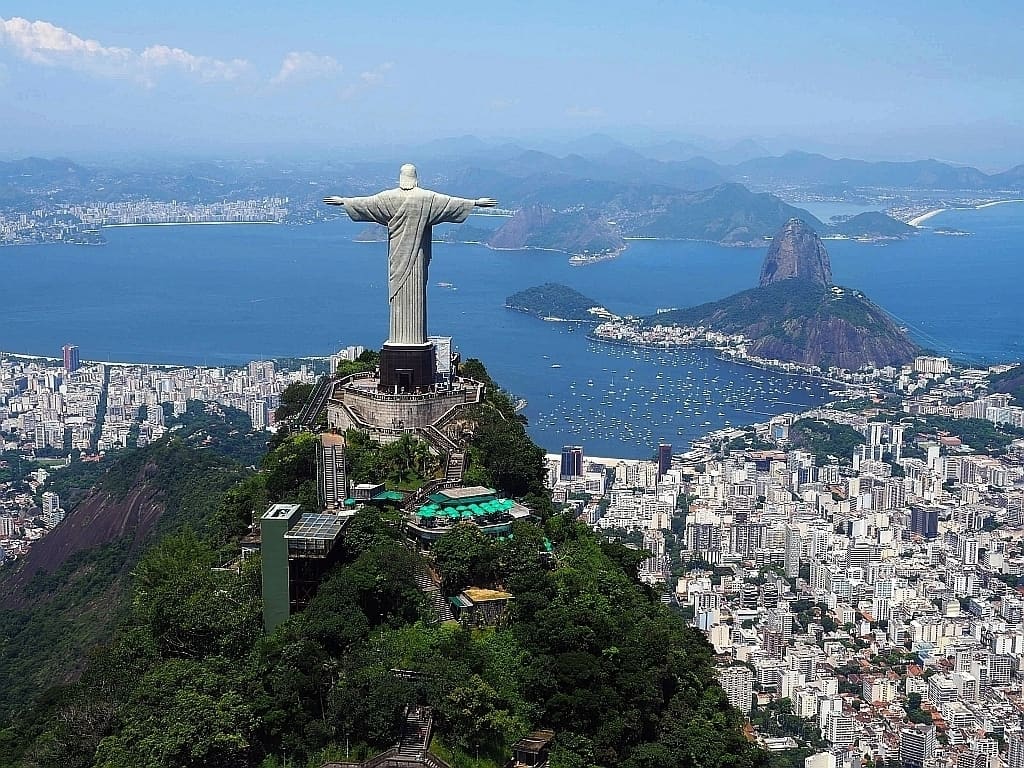 statua chrystusa odkupiciela w rio de janeiro1