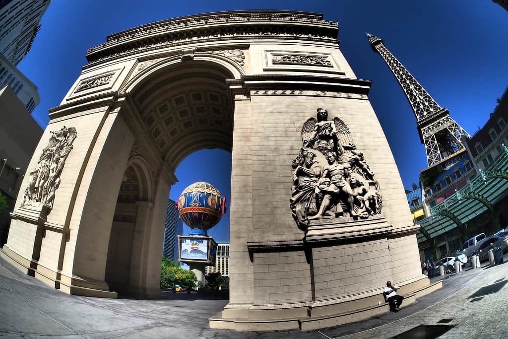 luk triumfalny las vegas paris