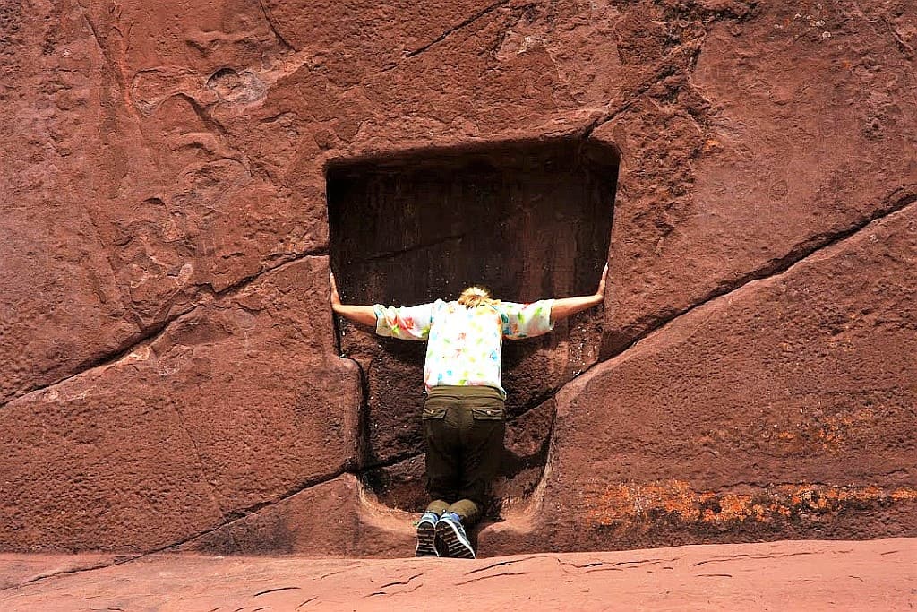 Tiwanaku w Boliwii. Aramu Muru i Puma Punku 6 Peru aramu Muru