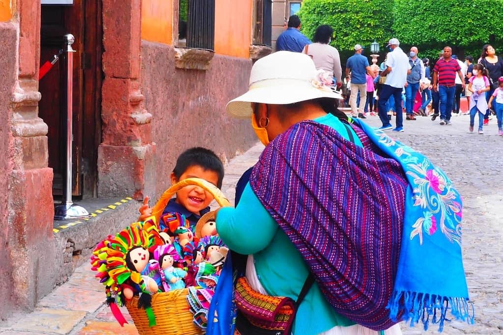 San Miguel de Allende. W sercu Meksyku 26 san miguel de allende sprzedawcy