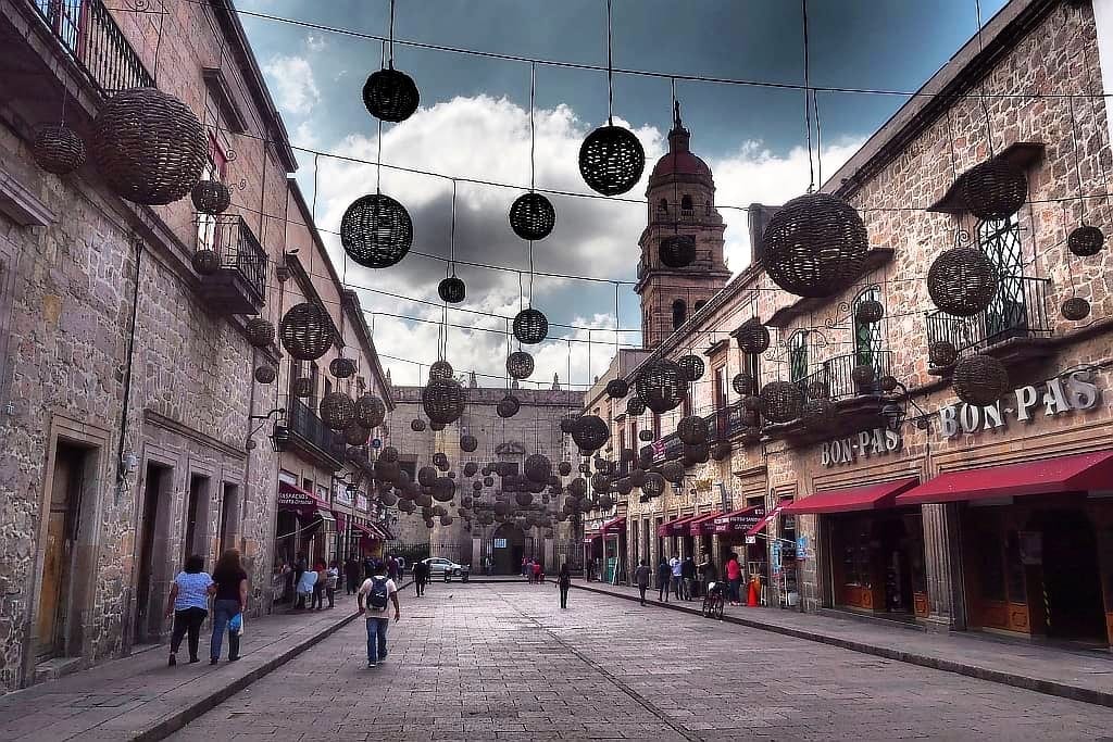 Morelia. Magiczny Meksyk 9 ulica morelia