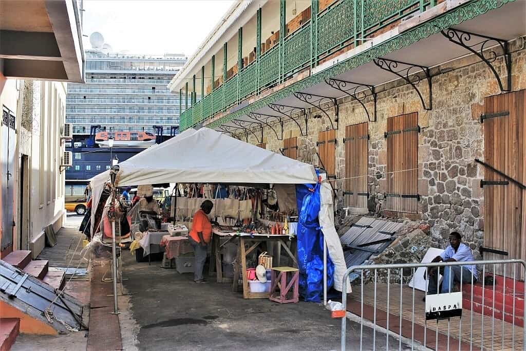 Wyspa Dominika stragany