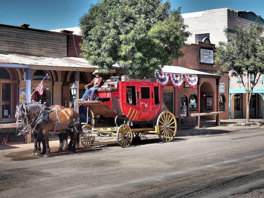 Tombstone w Arizonie – miasto Dzikiego Zachodu 20 Tombstone czerwony powoz 2