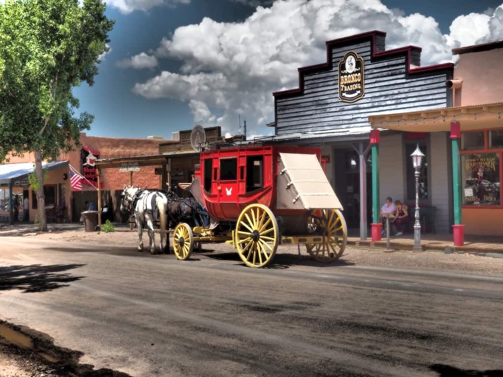 Tombstone w Arizonie – miasto Dzikiego Zachodu 22 Tombstone czerwony powoz.2