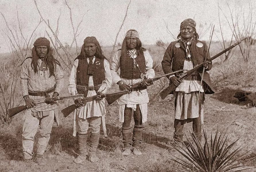 Tombstone w Arizonie – miasto Dzikiego Zachodu 16 geromimo tombstone