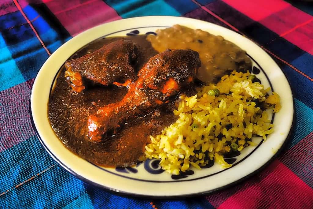pollo mole