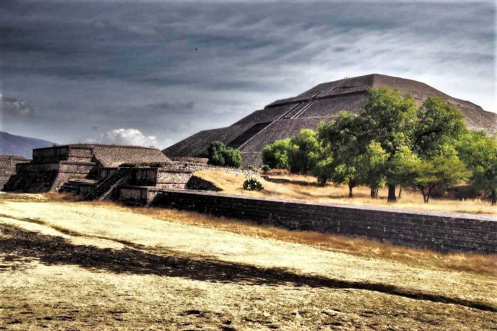 Teotihuacan Piramida Slonca s