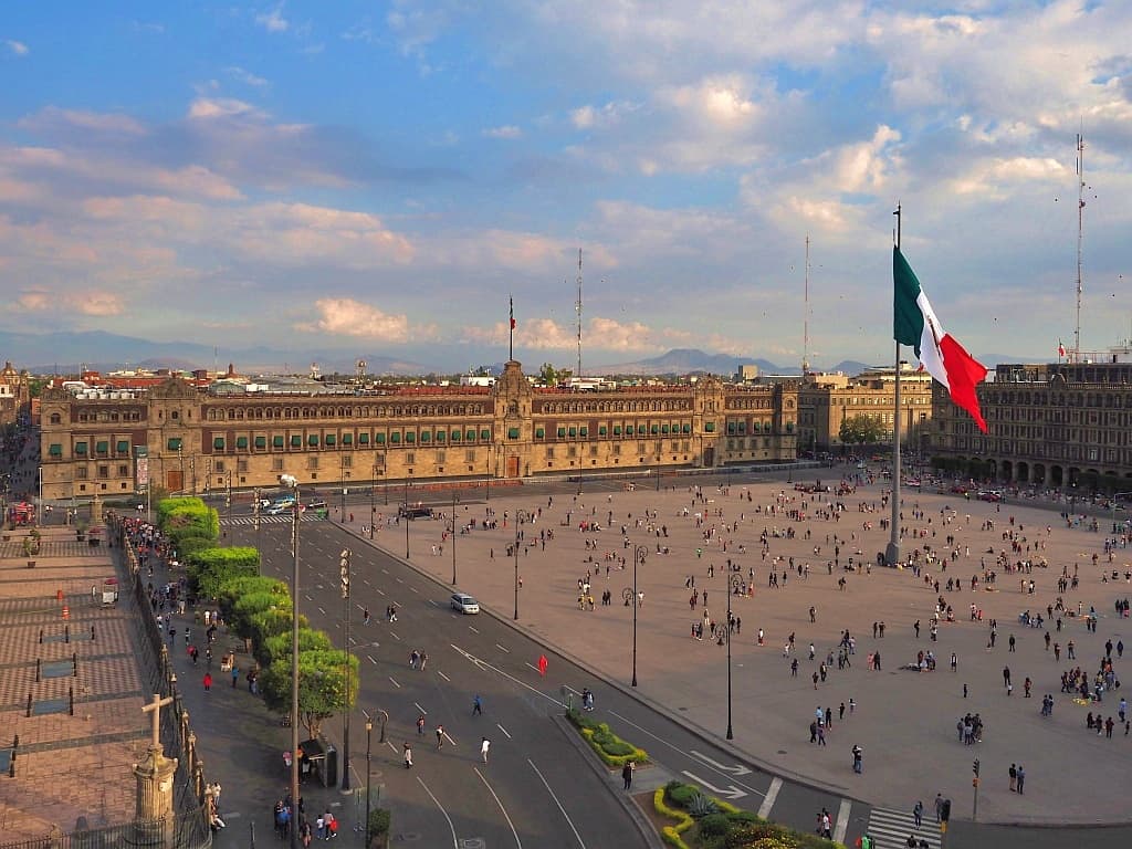 Mexico City i imperium Azteków - Tenochtitlan 13 mexico city zocalo s
