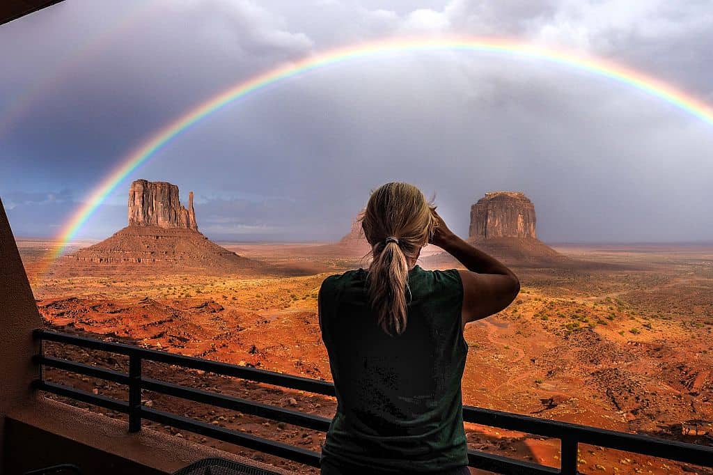 Monument Valley z tarasu The wiev 1