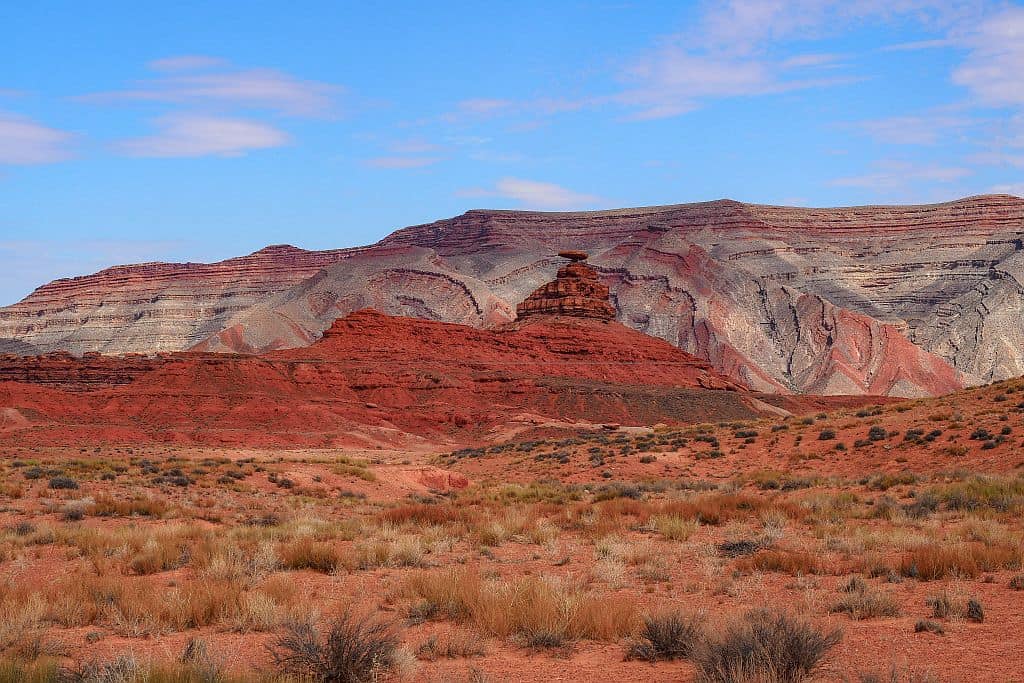 mexican hat gdzie spac w monument valley