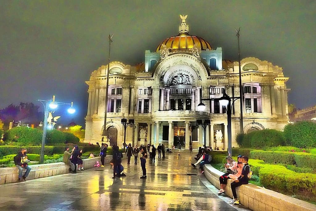 mexico city a palacio des bellas artes