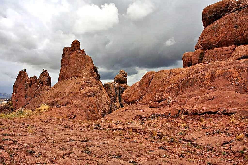 Tiwanaku w Boliwii. Aramu Muru i Puma Punku 9 Aramu Muru Peru