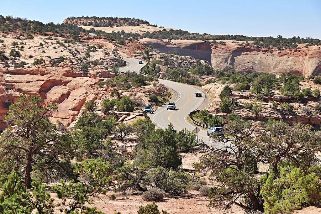 Fort Bluff w Utah – historia pionierów i petroglify 2 Mormoni w Utach