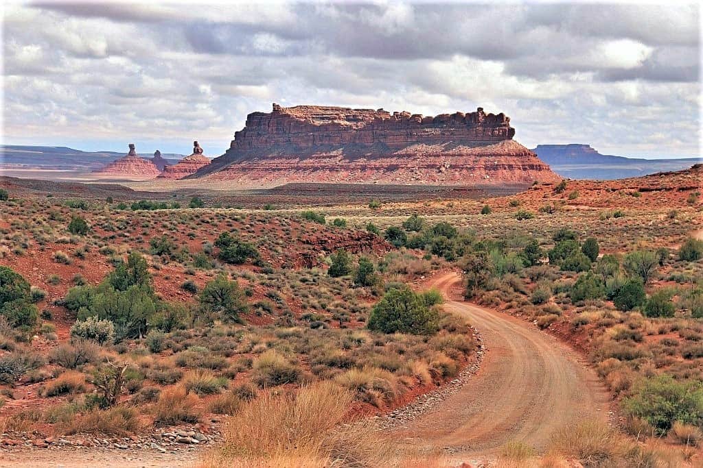 Jak zwiedzać Valley of the Gods – trasa i praktyczne wskazówki 14 Valley of the Gods 11