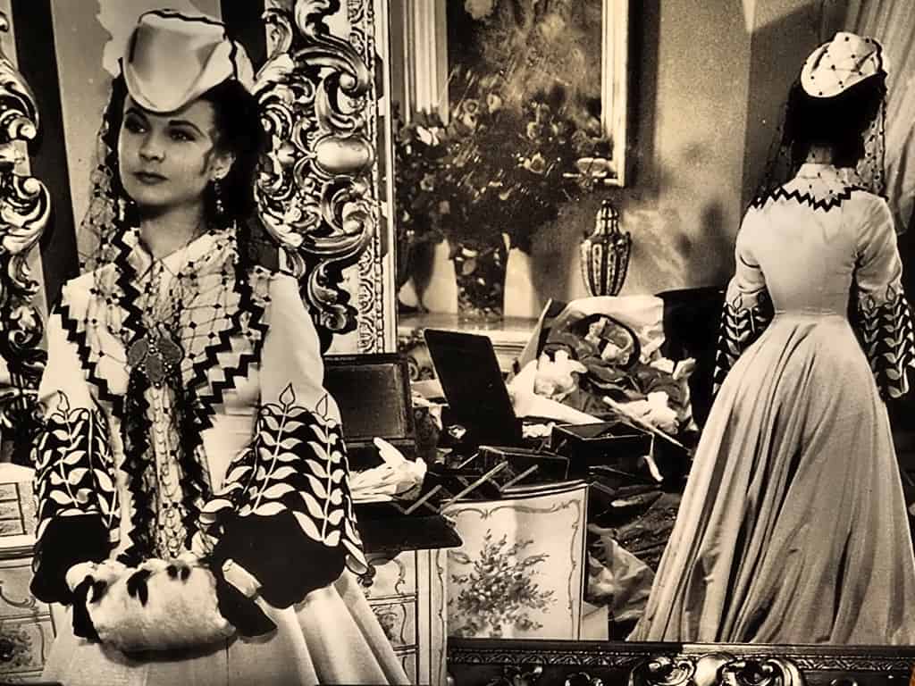 przeminelo z wiatrem margaret Mitchell suknie