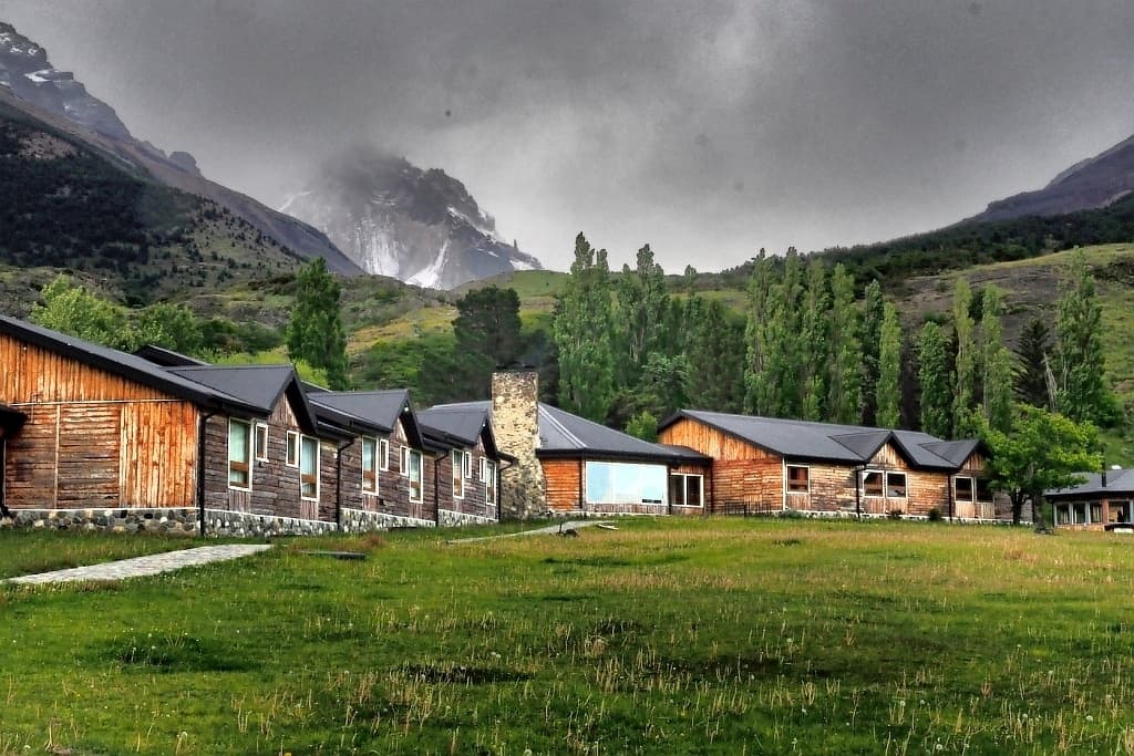 torres del paine hotel Las Torres 2