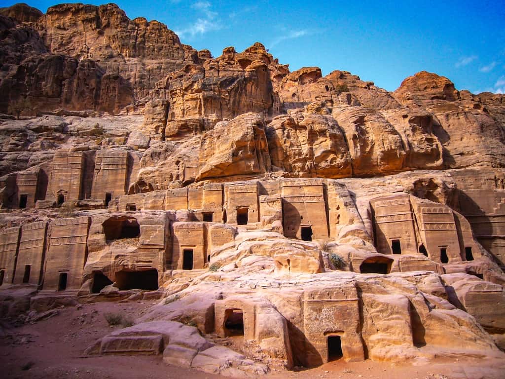Petra w Jordanii. Starożytne miasto Nabatejczyków 35 Petra w Jordanii.b