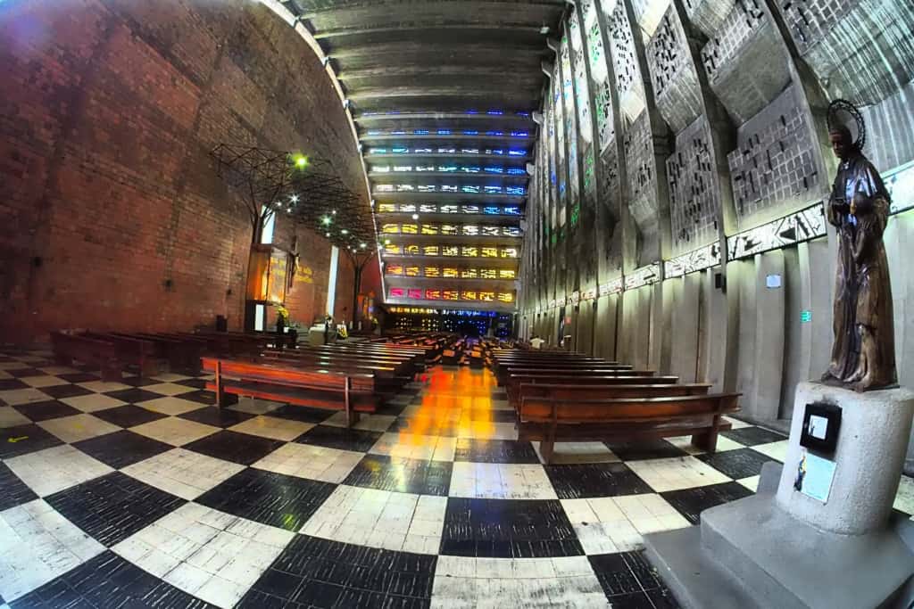 Co zobaczyć w Salwadorze? Przewodnik po najciekawszych miejscach 69 Salwador Iglesia El Rosario
