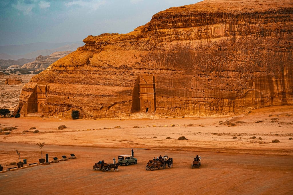 AlUla – co zobaczyć: Hegra, Maraya, Elephant Rock 10 Alula b