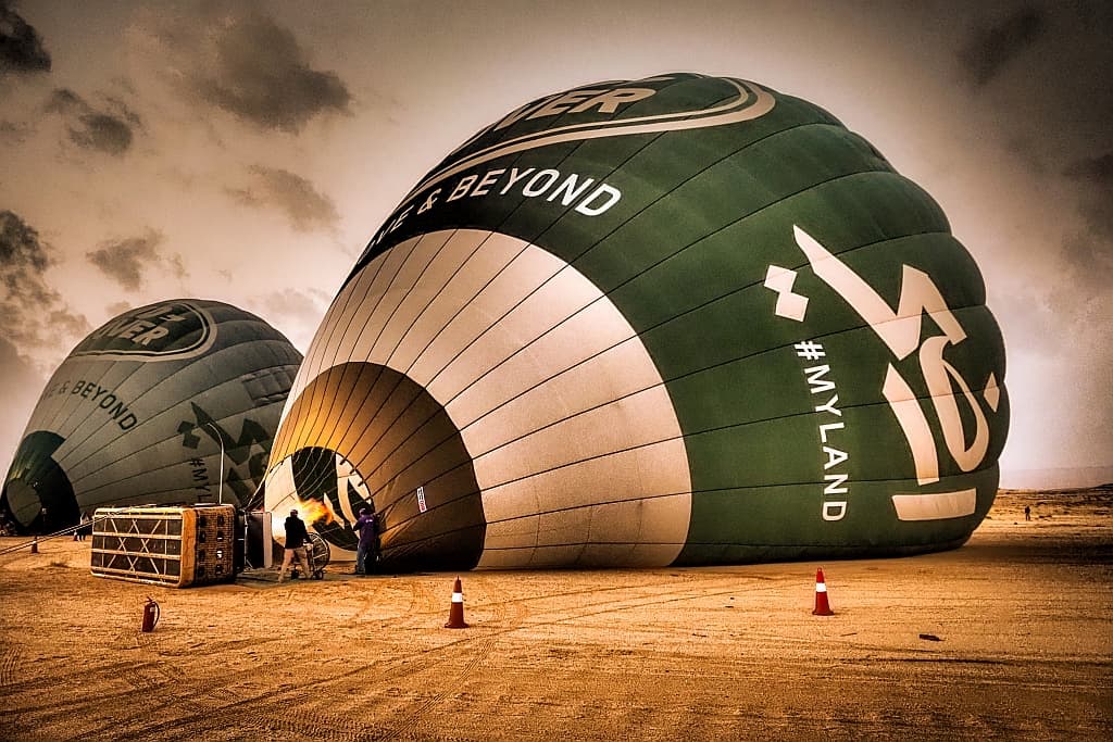 AlUla – co zobaczyć: Hegra, Maraya, Elephant Rock 4 Alula balony