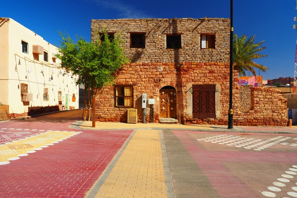 AlUla – co zobaczyć: Hegra, Maraya, Elephant Rock 30 Alula stare miasto