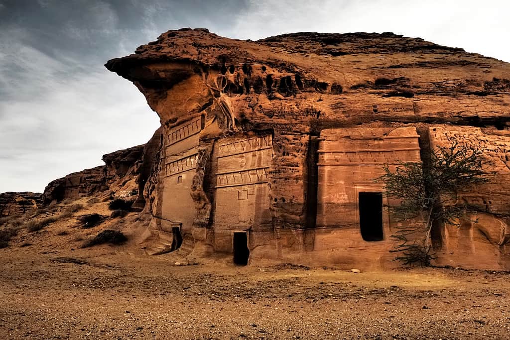 Hegra-Jabal-Al-Banat